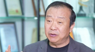 把她带近乳型室友又乳型折磨